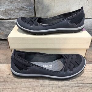 Clarks Aria Pump Outdoor Slip On Flats, Women’s Size 10 Medium, Black